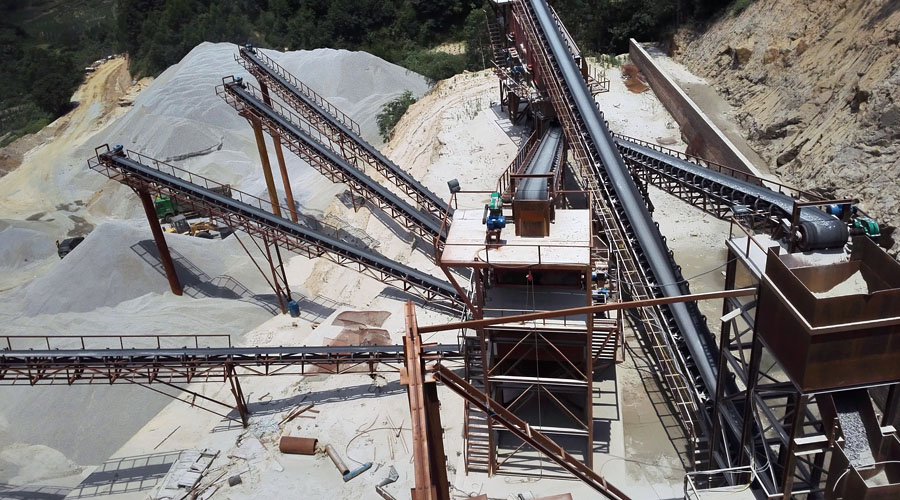 西南某石料廠花崗巖骨料生產(chǎn)線(xiàn)現(xiàn)場(chǎng)圖