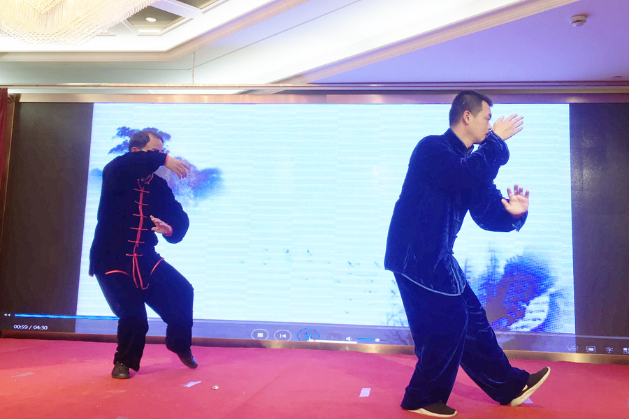 贏戰(zhàn)豬年、共創(chuàng)輝煌--山美股份隆重舉行2018年度表彰大會暨2019迎新年會