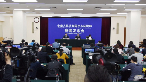 全國(guó)砂石開(kāi)采、加工、運(yùn)輸?shù)日涡袆?dòng)來(lái)襲！—— 今天起，生態(tài)環(huán)境部組織2.2萬(wàn)人次開(kāi)展新一輪強(qiáng)化監(jiān)督！