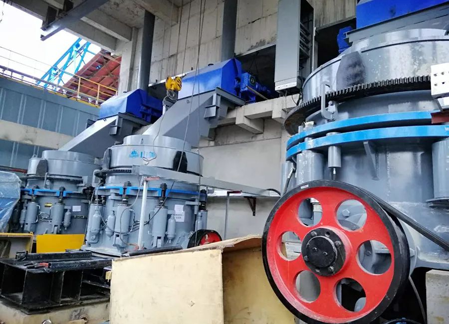 SMS系列多缸液壓圓錐破碎機(jī)，精品骨料生產(chǎn)線的理想選擇