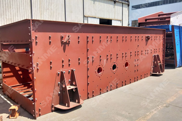 在砂石骨料生產(chǎn)線中影響振動篩可靠性因素有哪些？