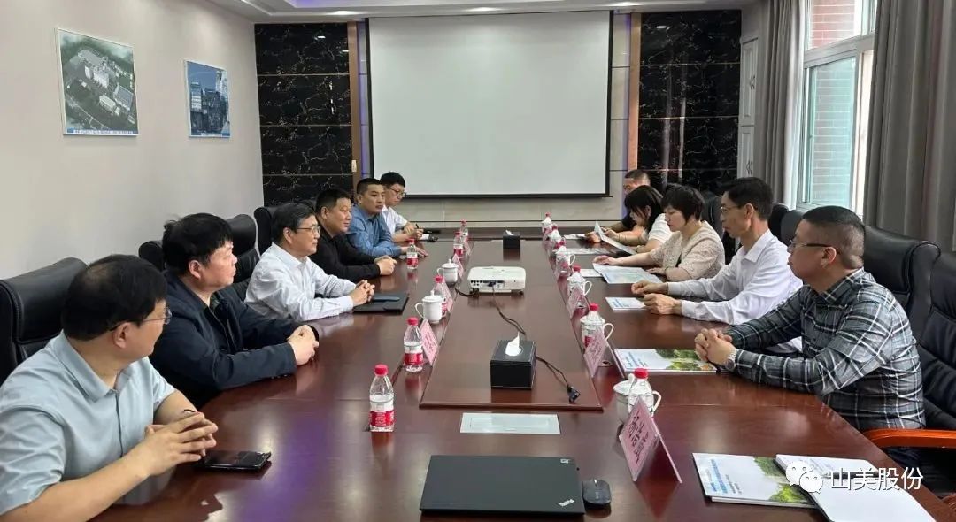 聚焦 | 熱烈歡迎中國砂石協(xié)會(huì)胡會(huì)長(zhǎng)一行蒞臨上海山美股份鄭州基地指導(dǎo)交流！