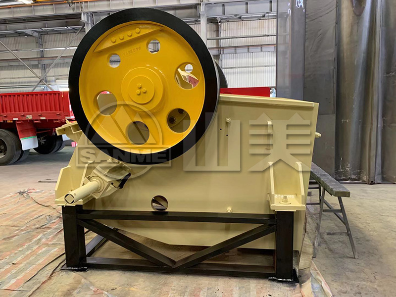 顎式破碎機都有哪些優(yōu)勢？顎式破碎機多少錢？