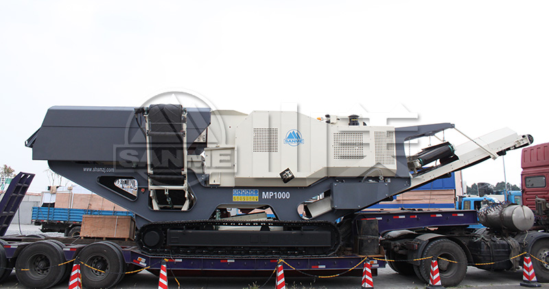 與傳統(tǒng)的固定式破碎機相比，移動破碎站有哪些特點？