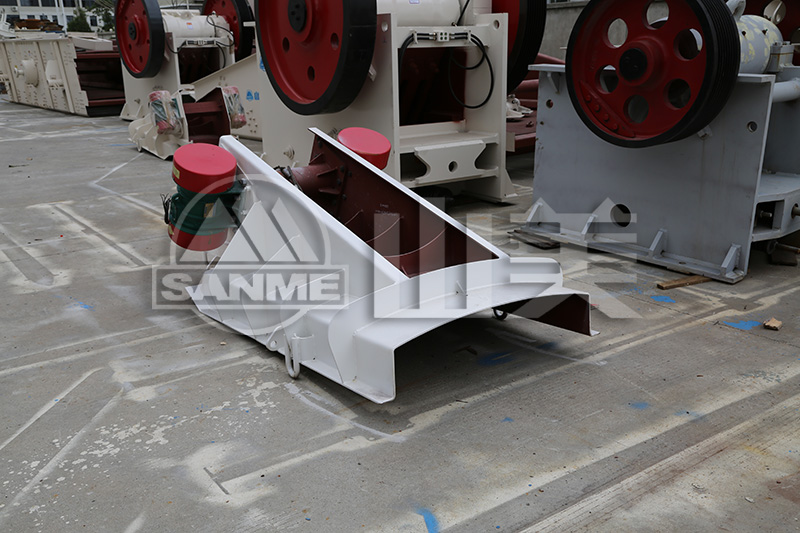 制砂生產(chǎn)線需要哪些破碎設(shè)備呢？