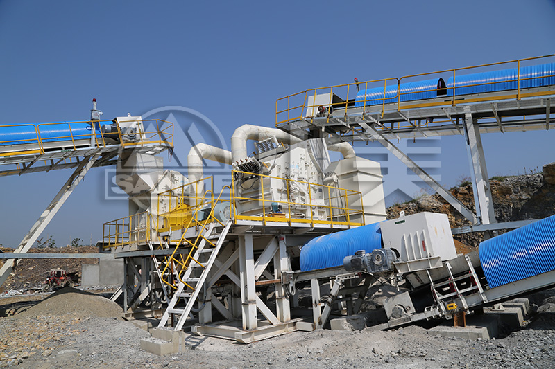 圓錐破碎機和反擊式破碎機的具體區(qū)別表現(xiàn)在哪些方面？