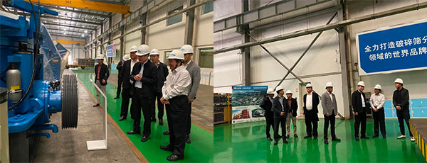 奉賢區(qū)人大常委會黨組書記、主任張培榮一行蒞臨上海山美股份開展“優(yōu)環(huán)境、穩(wěn)經(jīng)濟”大走訪大調(diào)研