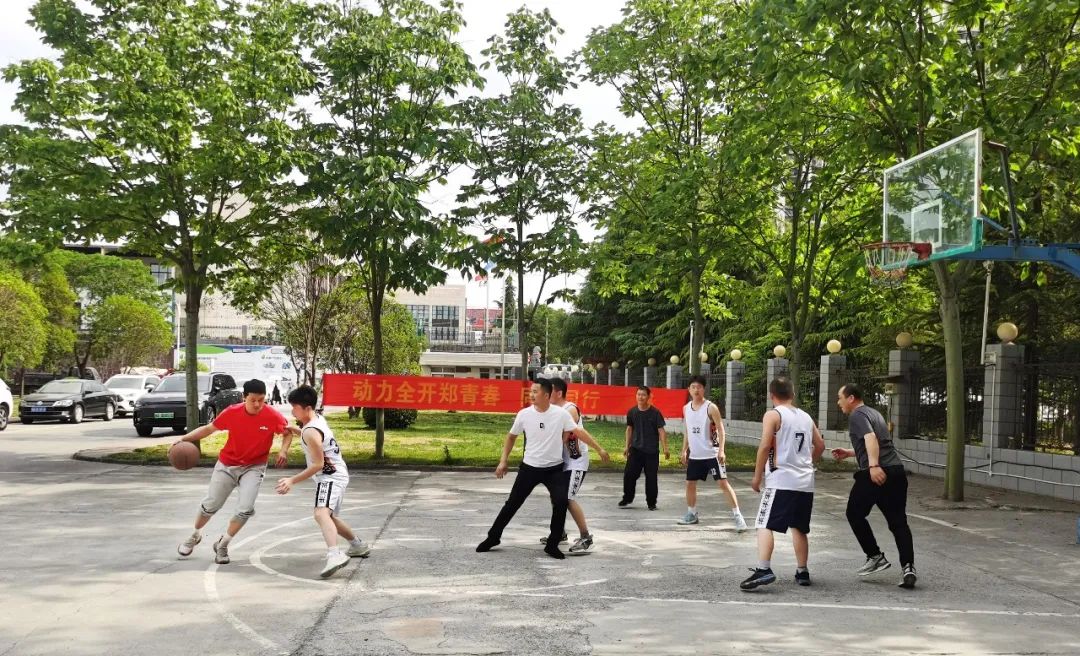 上海山美股份2025春季運(yùn)動(dòng)會(huì)火熱啟幕！拔河、籃球預(yù)賽燃情開(kāi)戰(zhàn)